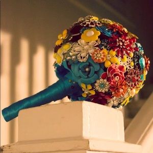 Vintage Brooch Bouquet